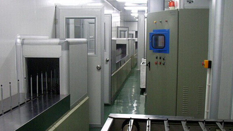 美發用品噴油生產線